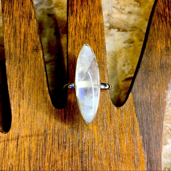 Vintage Jewelry - Sterling Silver Moonstone Ring 925 Adjustable